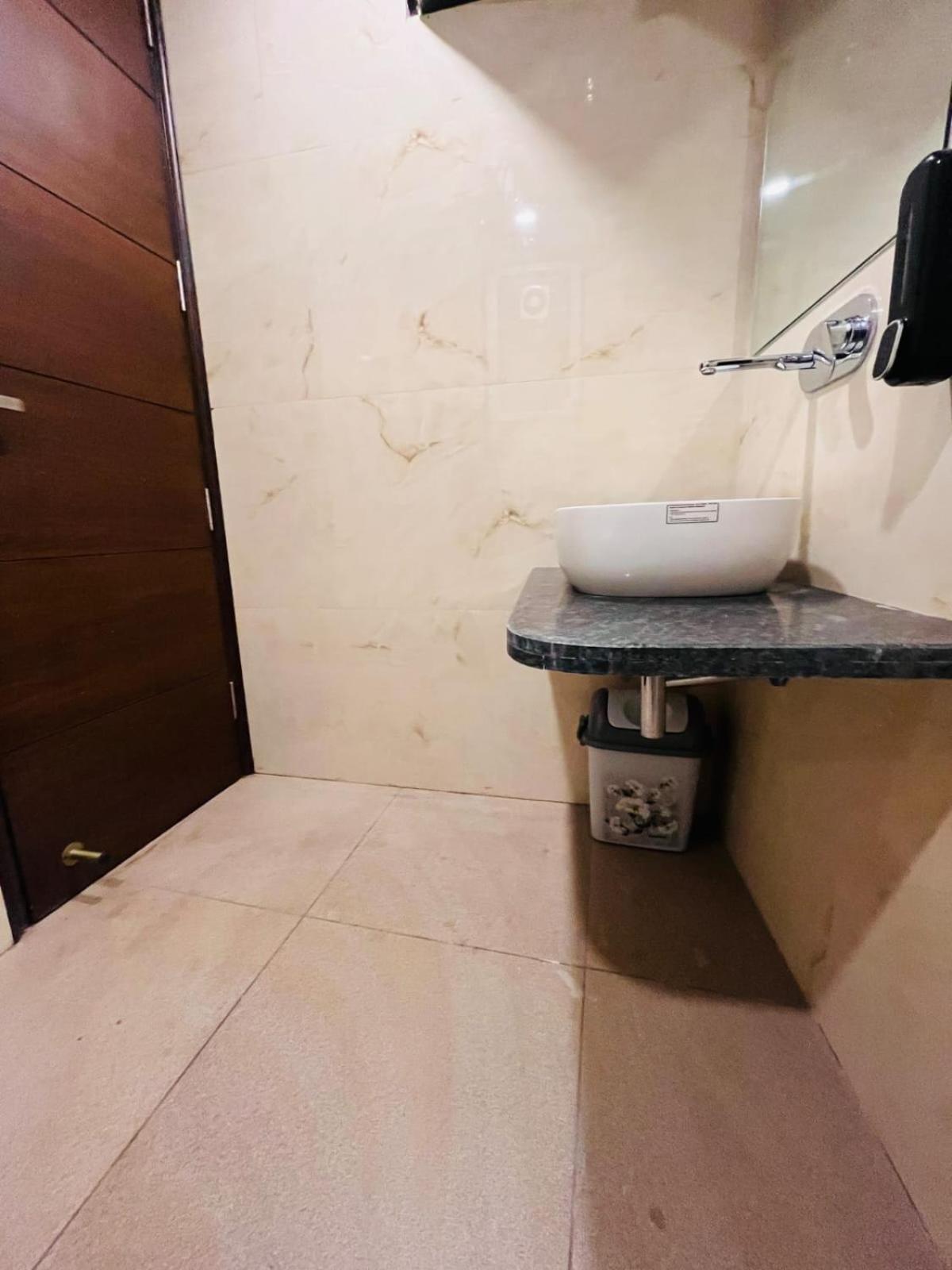 Frankstay By Hotel Mayfair Newly Built - New Delhi Eksteriør billede
